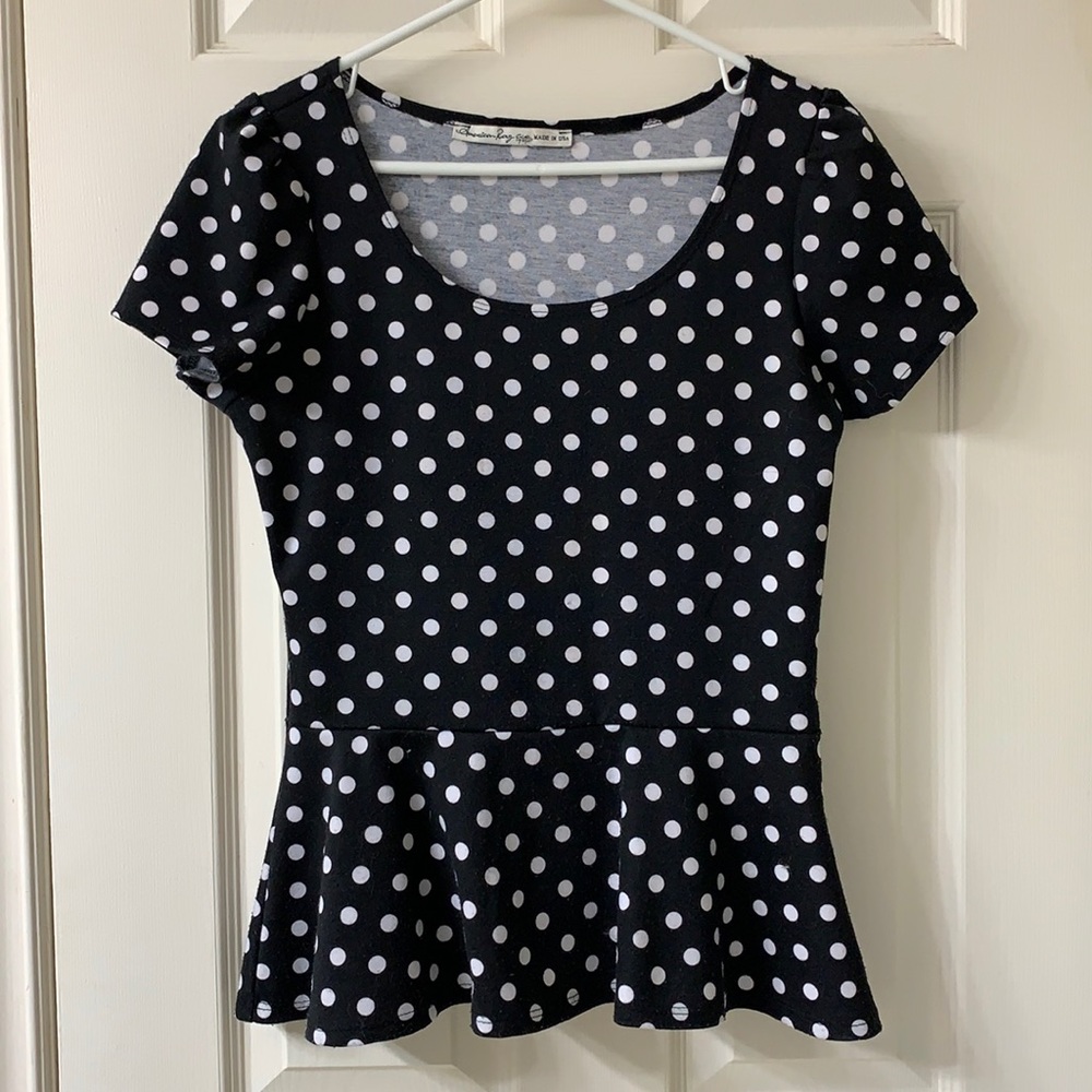 🌷3 for $25🌷American Rag, US M, Black & White Polka Dot Cap Sleeve Peplum Top
